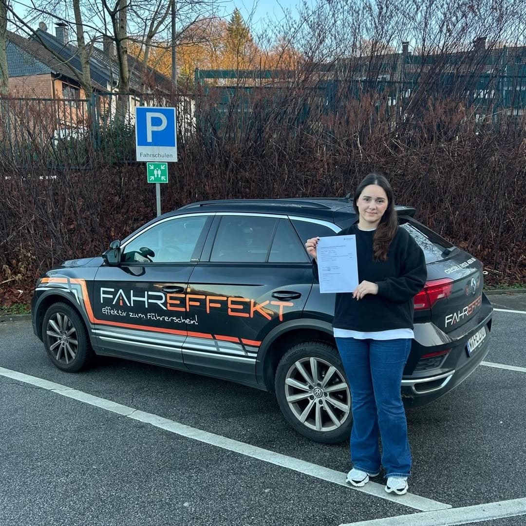 Ezgi - Erfolgreicher Fahrschüler